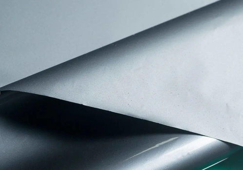 高烯科技石墨烯創(chuàng)新應(yīng)用斬獲工博會新材料大獎，引領(lǐng)金屬裝飾材料零售新變革