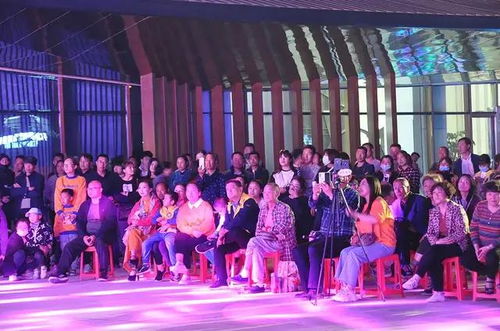 五一黃金周 天水南站萬(wàn)達(dá)廣場(chǎng)大型惠民演出活動(dòng)精彩上演 天之水網(wǎng)組圖